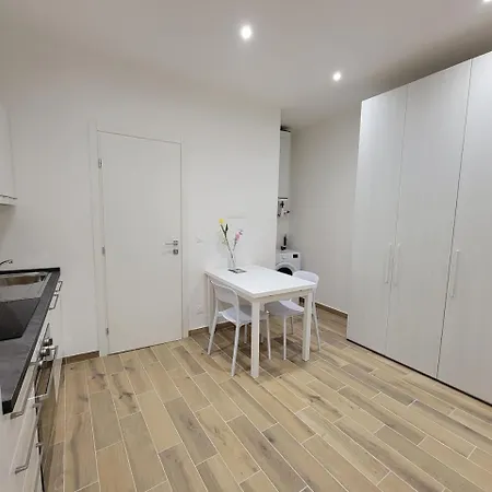 Citronnier-Menton City Center Studio Apartment 아파트 멍똥